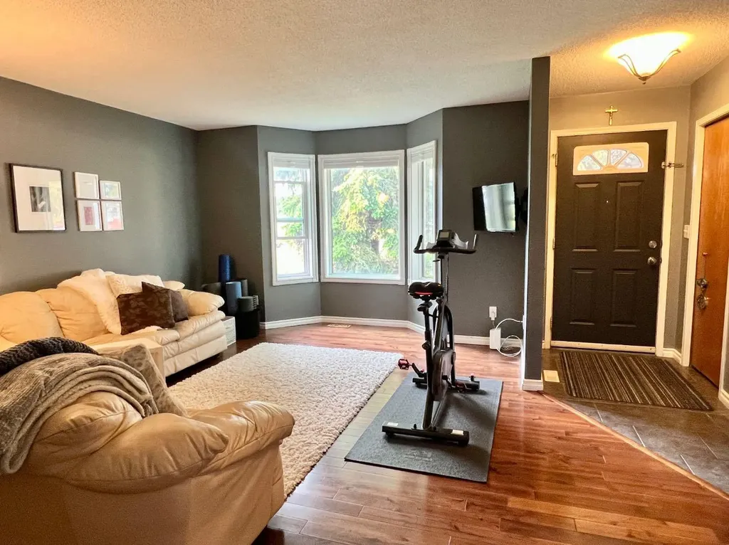 6011 54 Street Rocky Mountain House AB T4T 1L9