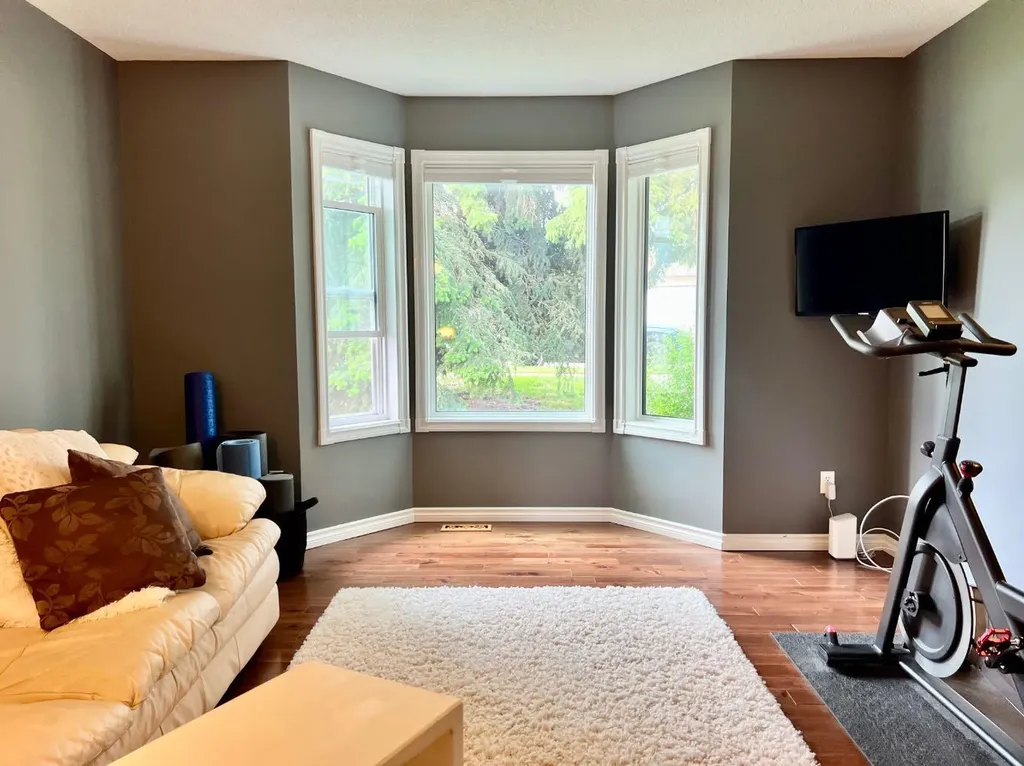 6011 54 Street Rocky Mountain House AB T4T 1L9
