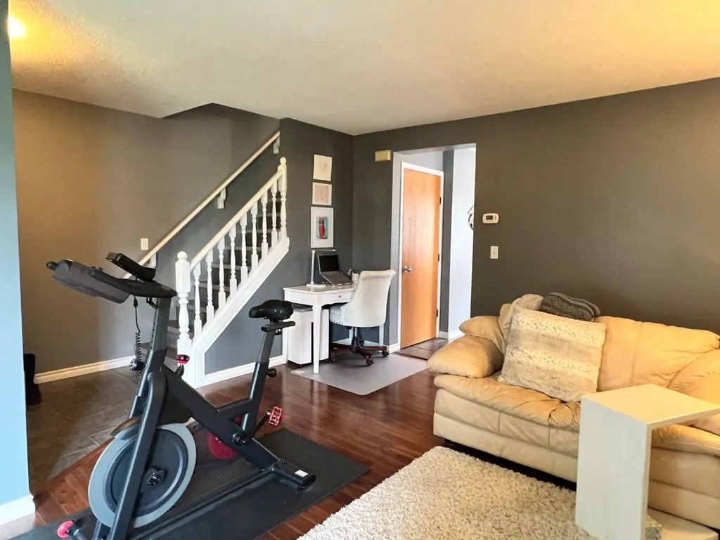 6011 54 Street Rocky Mountain House AB T4T 1L9