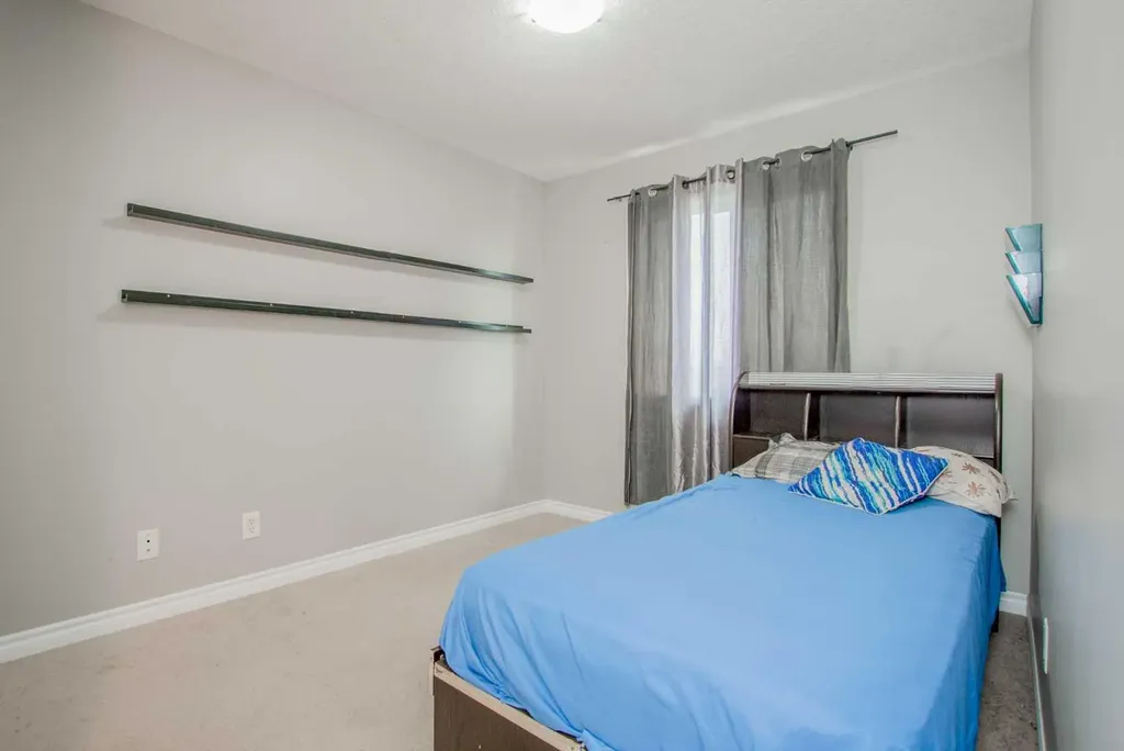 83 Pinnacle Lake Drive Grande Prairie AB T8W 0A9