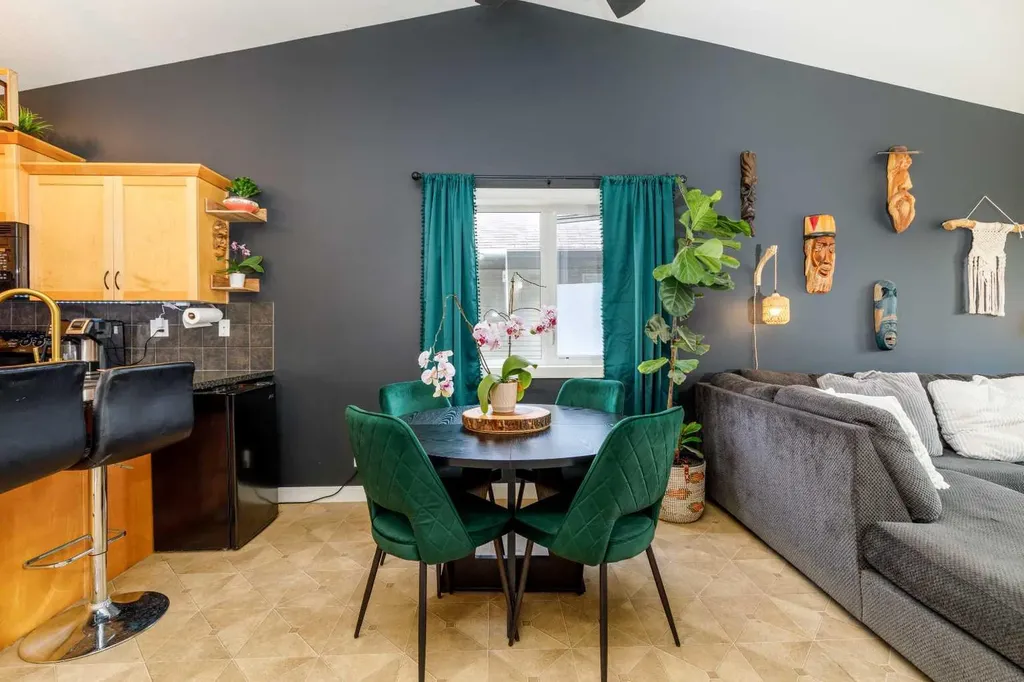 249 Kingston Drive Red Deer AB T4P0H2