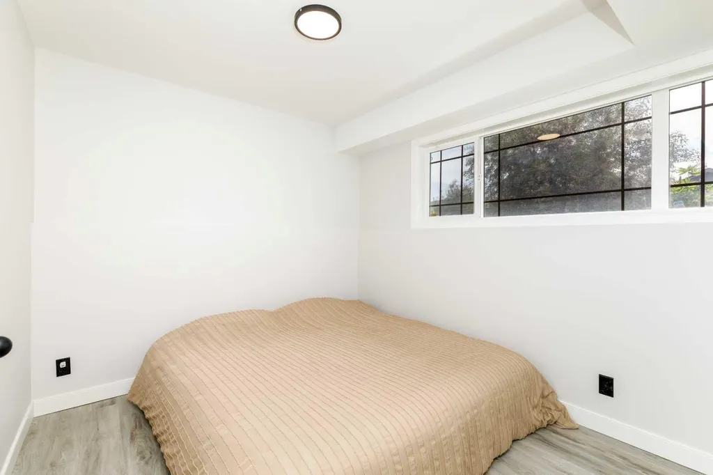 249 Kingston Drive Red Deer AB T4P0H2