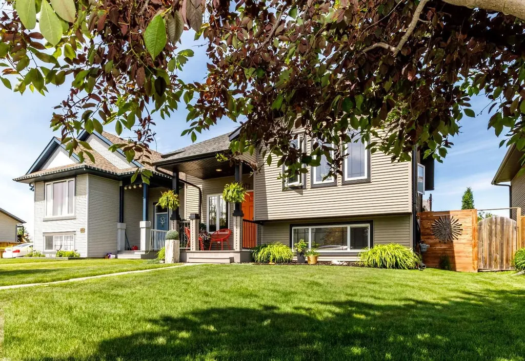249 Kingston Drive Red Deer AB T4P0H2