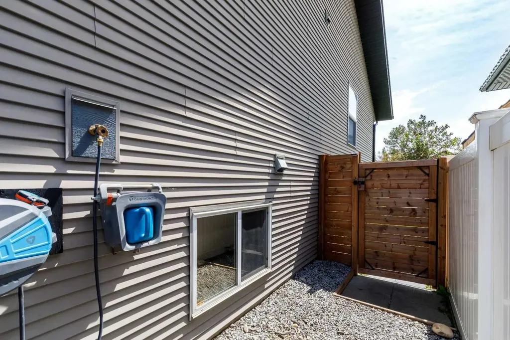 249 Kingston Drive Red Deer AB T4P0H2