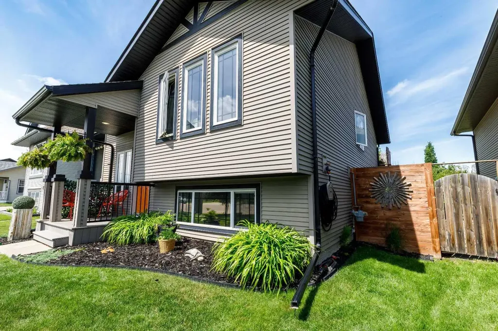 249 Kingston Drive Red Deer AB T4P0H2