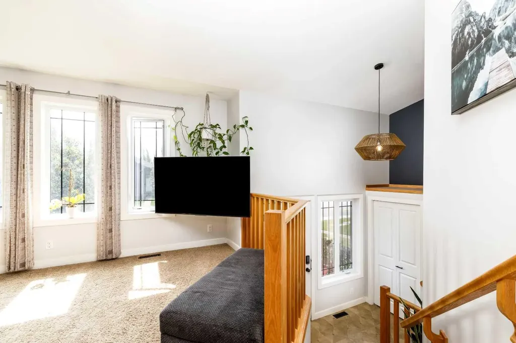 249 Kingston Drive Red Deer AB T4P0H2