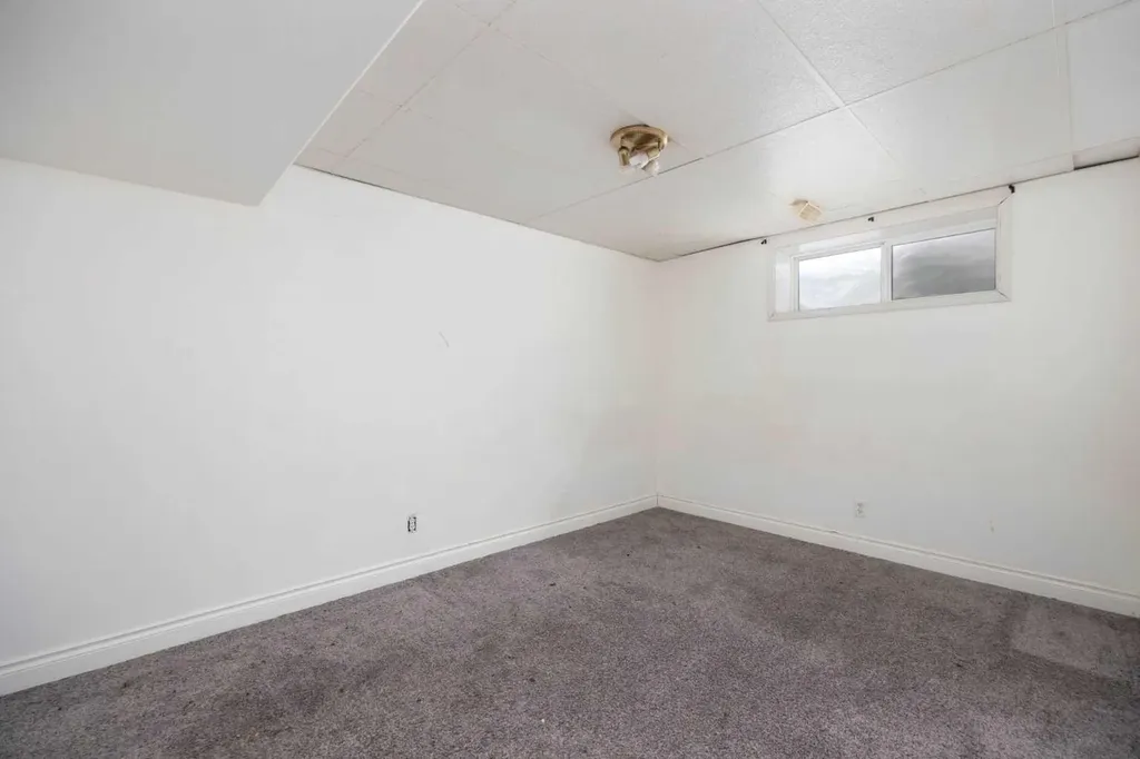 101 Black Bear Crescent Fort Mcmurray AB T9K 2H4