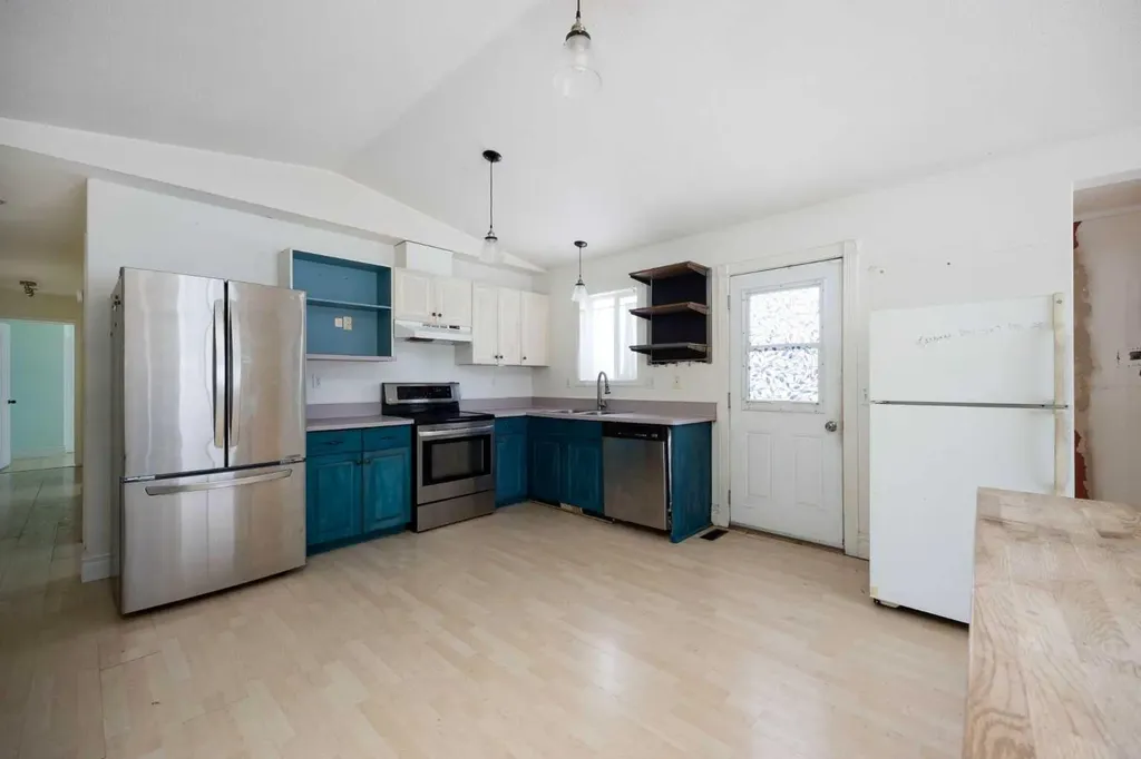 101 Black Bear Crescent Fort Mcmurray AB T9K 2H4