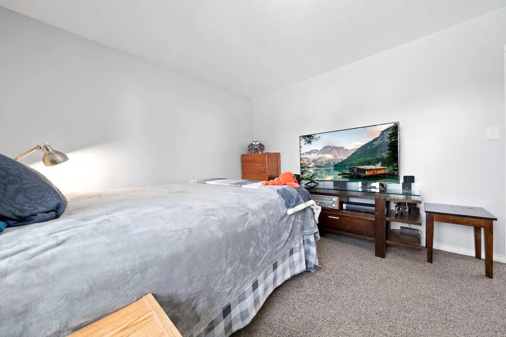 33 3 Avenue E Tilley AB T0J3K0