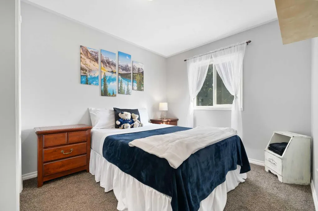 33 3 Avenue E Tilley AB T0J3K0