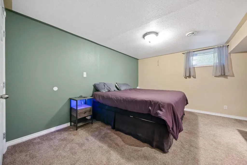 33 3 Avenue E Tilley AB T0J3K0