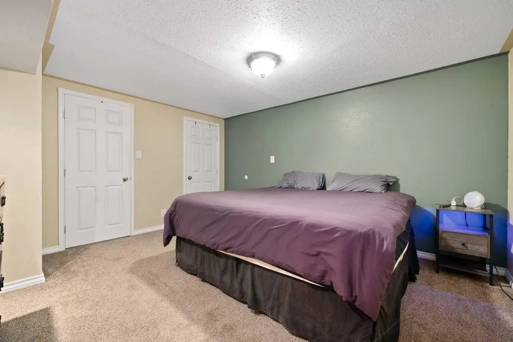 33 3 Avenue E Tilley AB T0J3K0