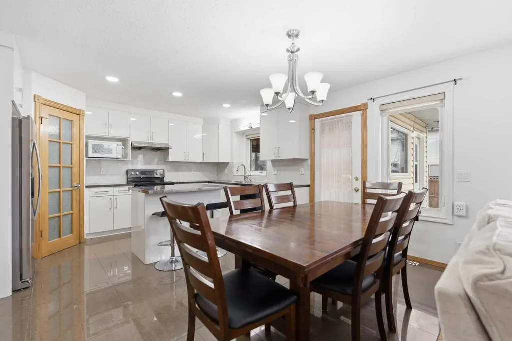 83 Coral Springs Grove NE Calgary AB T3J 3T7