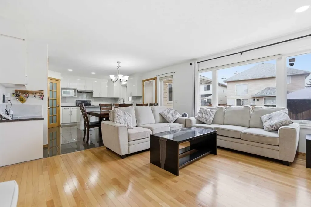 83 Coral Springs Grove NE Calgary AB T3J 3T7