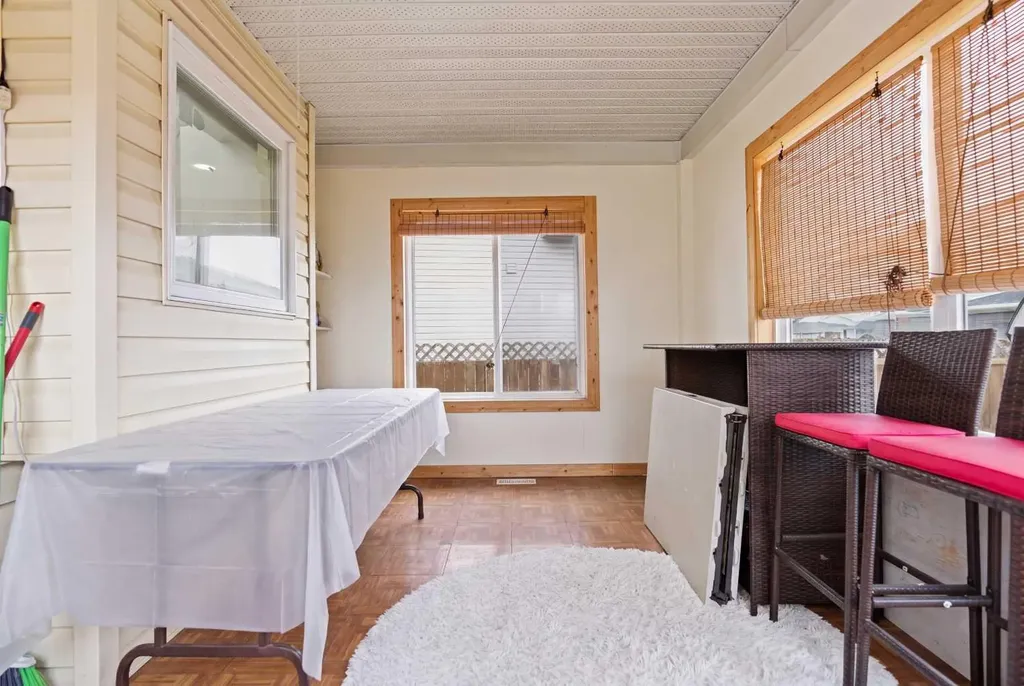 83 Coral Springs Grove NE Calgary AB T3J 3T7
