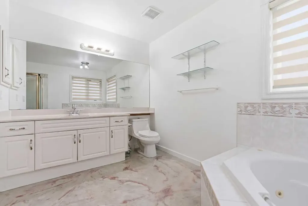 83 Coral Springs Grove NE Calgary AB T3J 3T7
