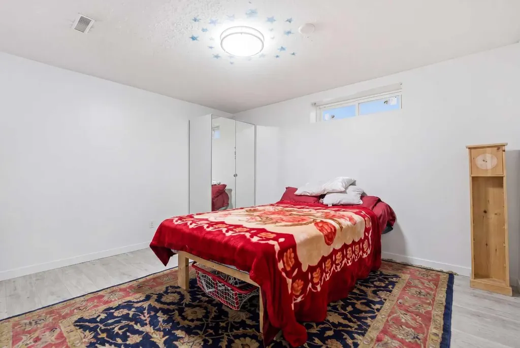 83 Coral Springs Grove NE Calgary AB T3J 3T7