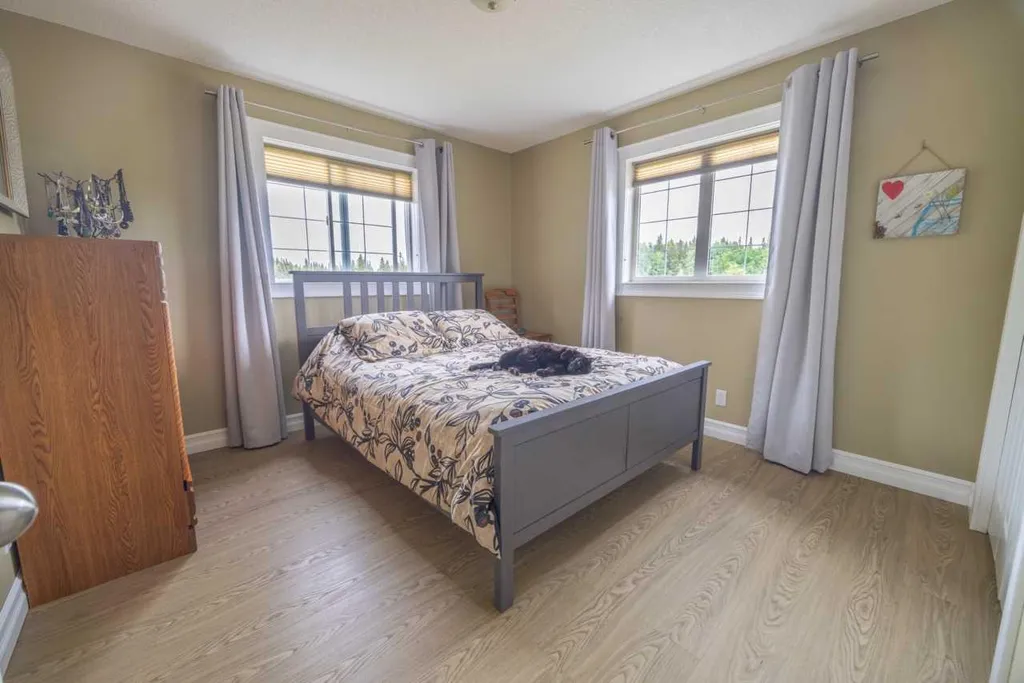 111-5241 Township Road 325a Sundre AB T0M1X0