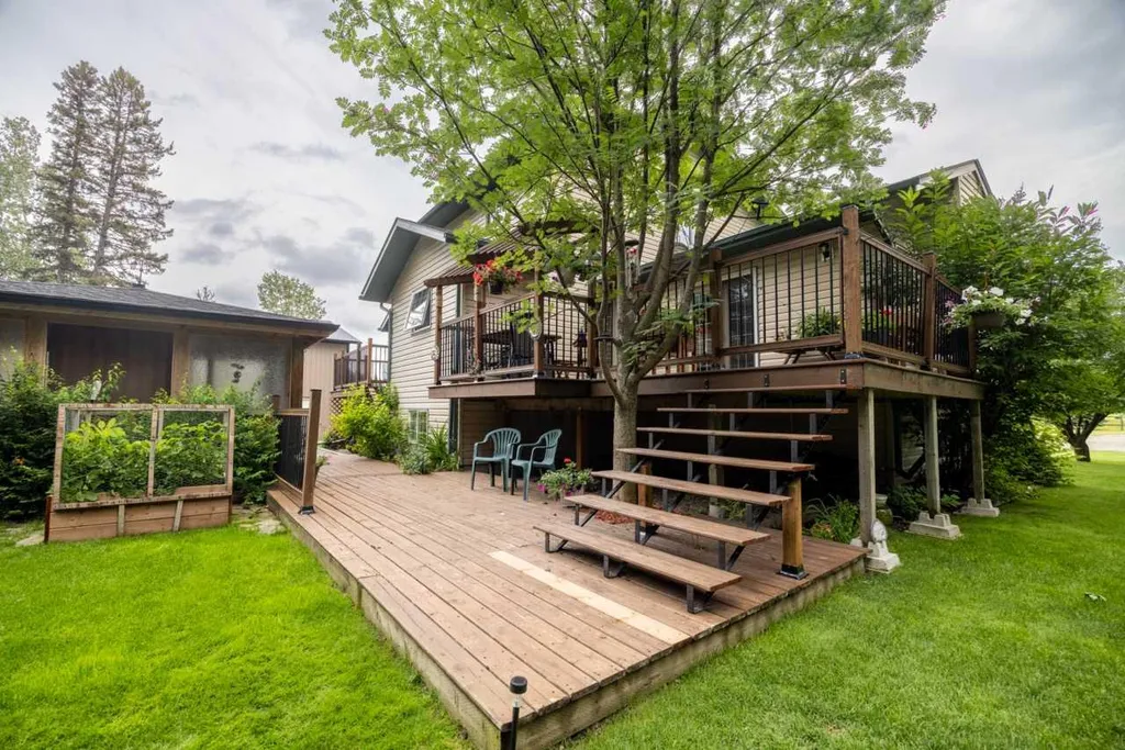 111-5241 Township Road 325a Sundre AB T0M1X0