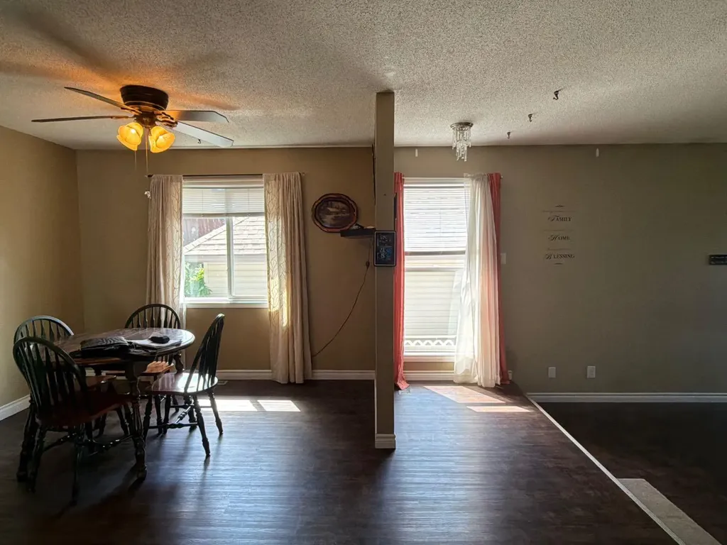 1009 Third Avenue Bluesky AB T0H 0J0