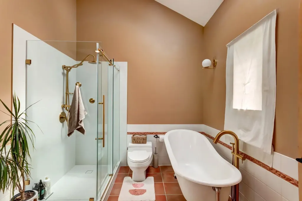 331 Muskrat Street Banff AB T1l 1E9