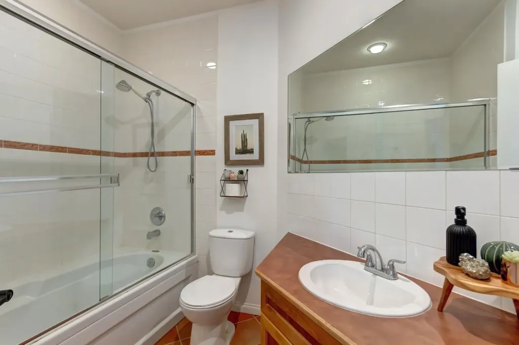 331 Muskrat Street Banff AB T1l 1E9