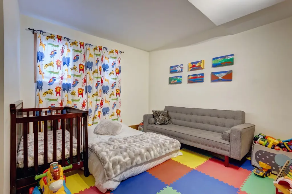 331 Muskrat Street Banff AB T1l 1E9