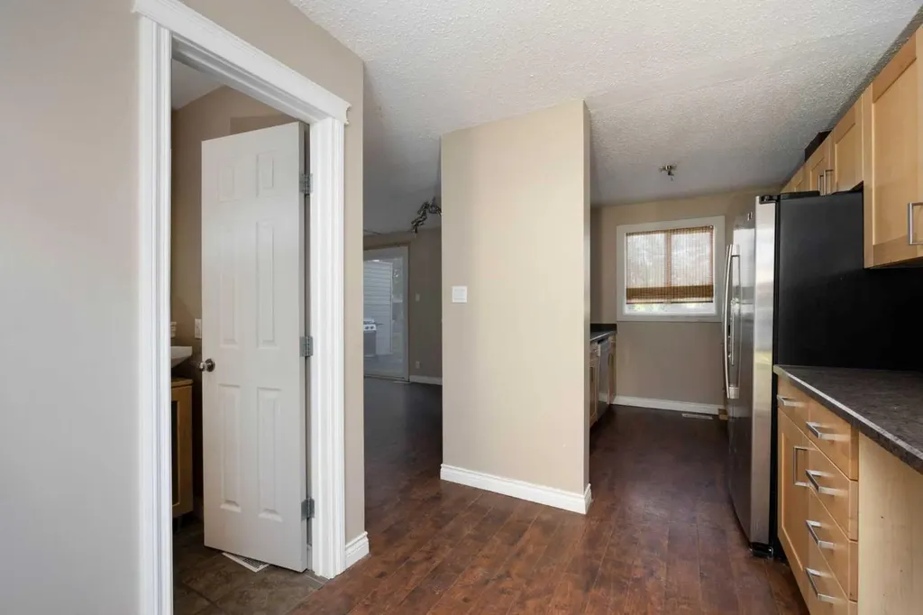 21 Macdonald Drive Fort Mcmurray AB T9H 4H4