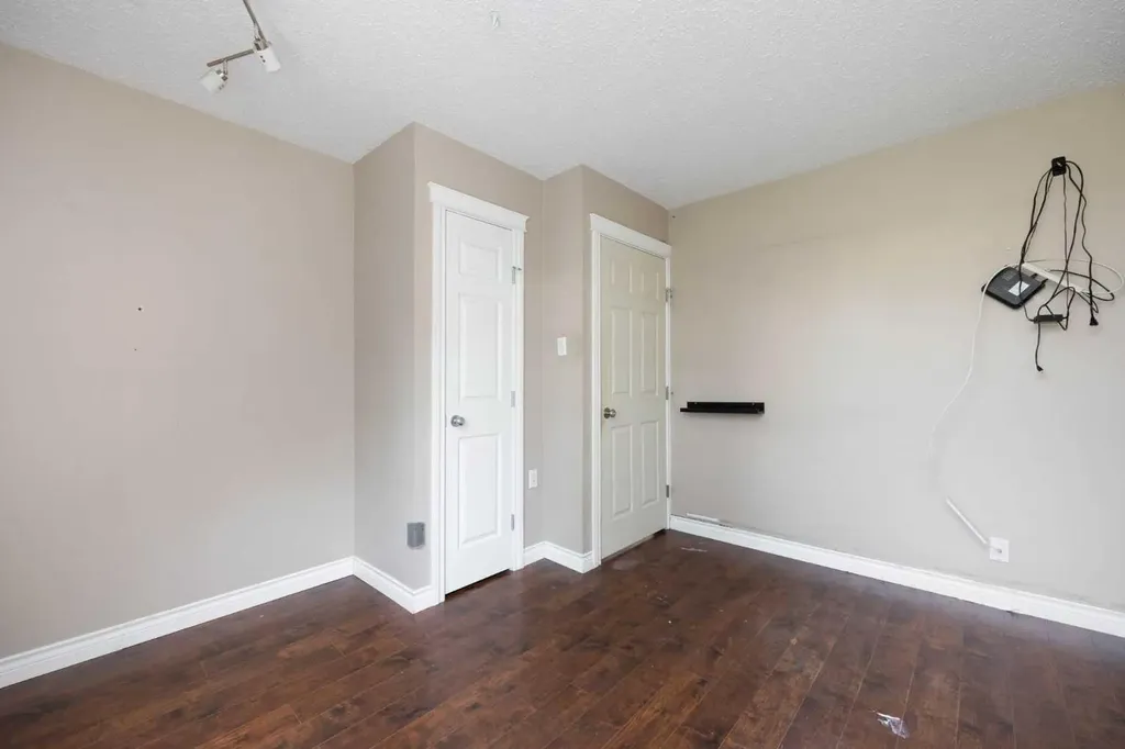 21 Macdonald Drive Fort Mcmurray AB T9H 4H4