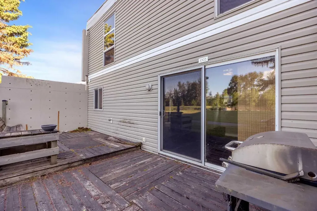 21 Macdonald Drive Fort Mcmurray AB T9H 4H4