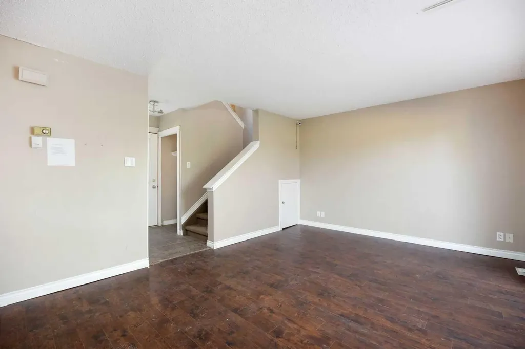 21 Macdonald Drive Fort Mcmurray AB T9H 4H4