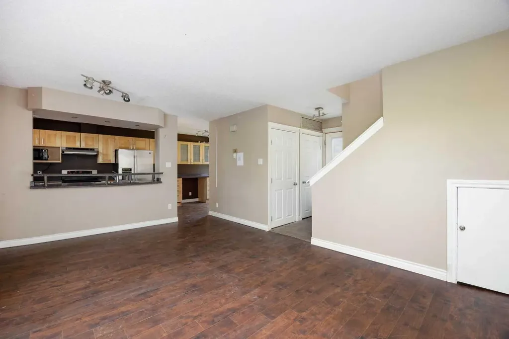 21 Macdonald Drive Fort Mcmurray AB T9H 4H4