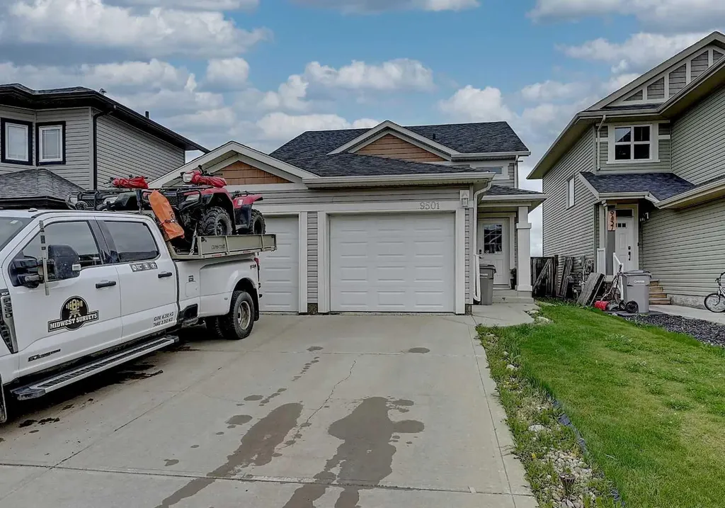 9501 88 Street Grande Prairie AB T8X 0H2