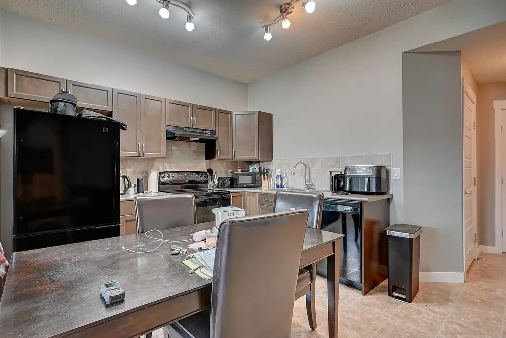 9501 88 Street Grande Prairie AB T8X 0H2