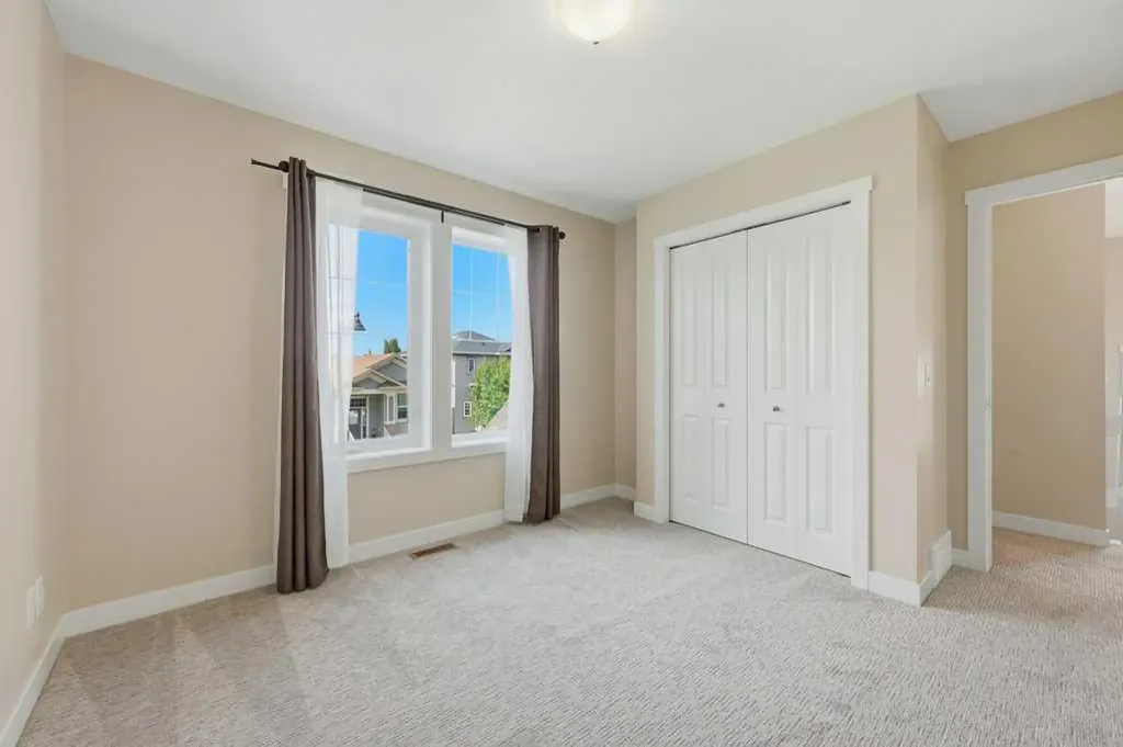 98 Elgin Meadows Circle SE Calgary AB T2Z3H9