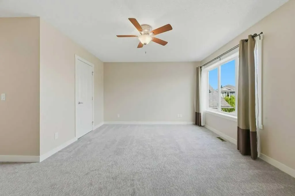 98 Elgin Meadows Circle SE Calgary AB T2Z3H9