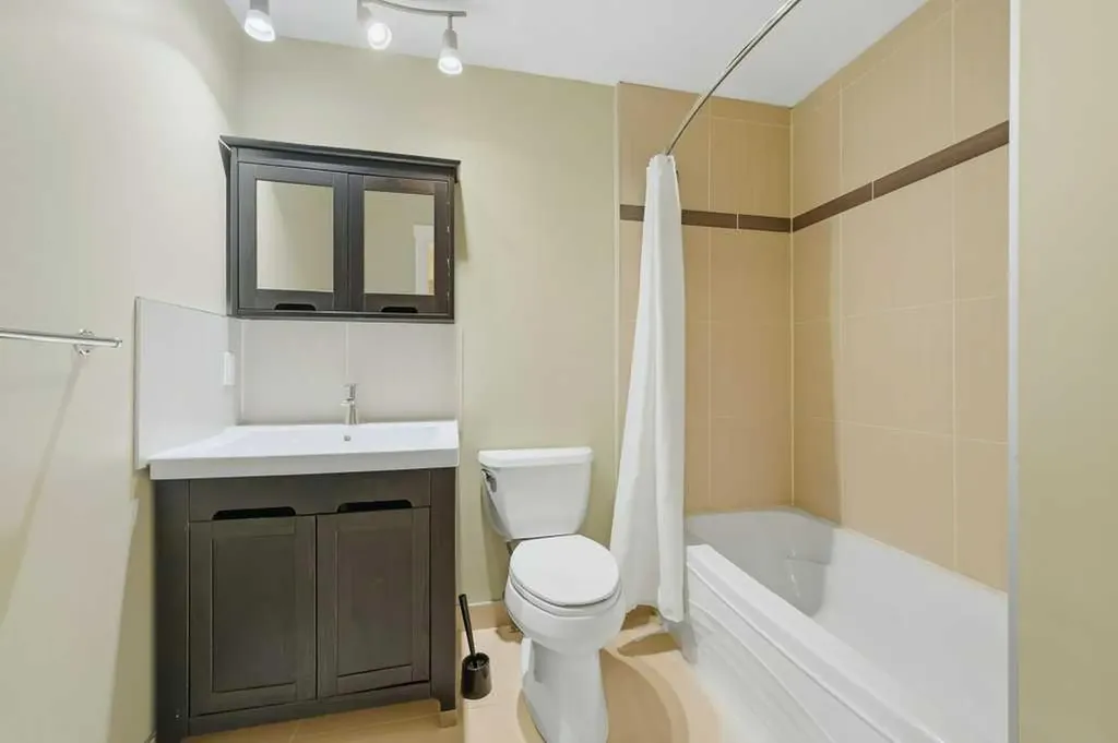 98 Elgin Meadows Circle SE Calgary AB T2Z3H9