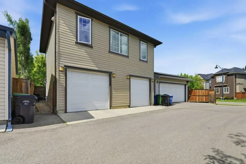98 Elgin Meadows Circle SE Calgary AB T2Z3H9
