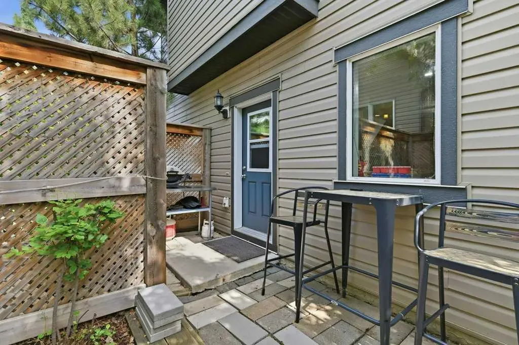 98 Elgin Meadows Circle SE Calgary AB T2Z3H9