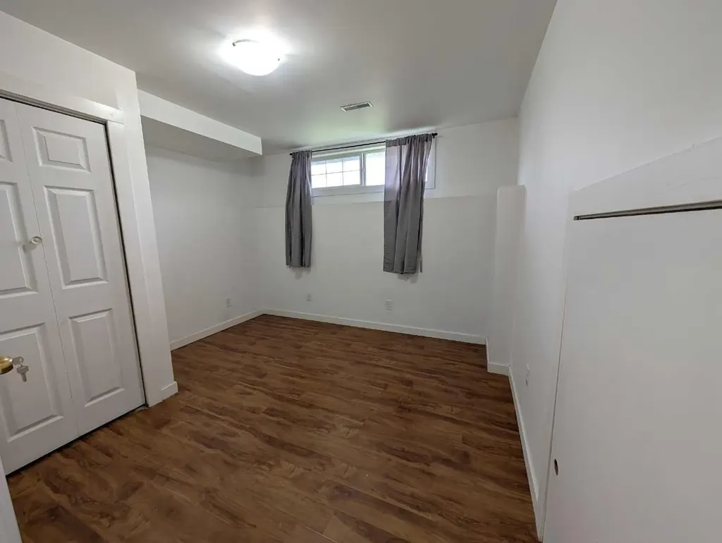 151 Taracove Estate Drive NE Calgary AB T3J 4R1