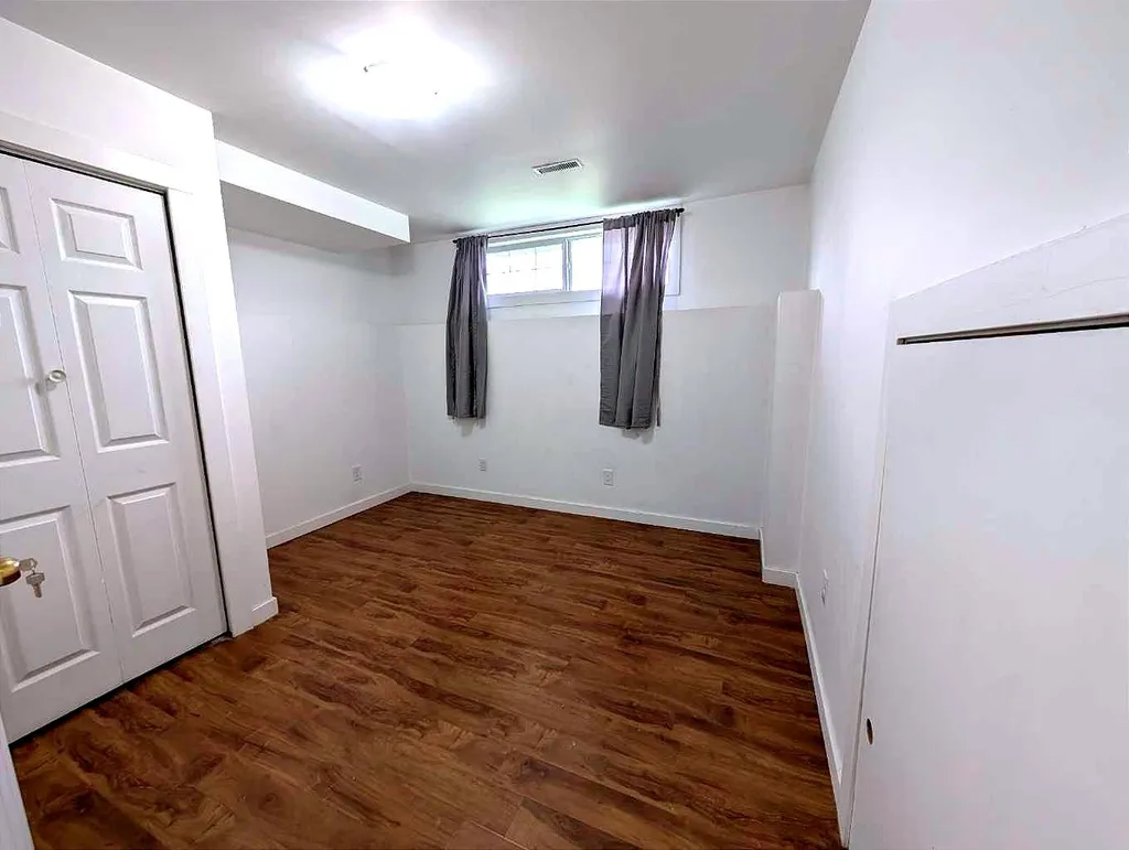 151 Taracove Estate Drive NE Calgary AB T3J 4R1