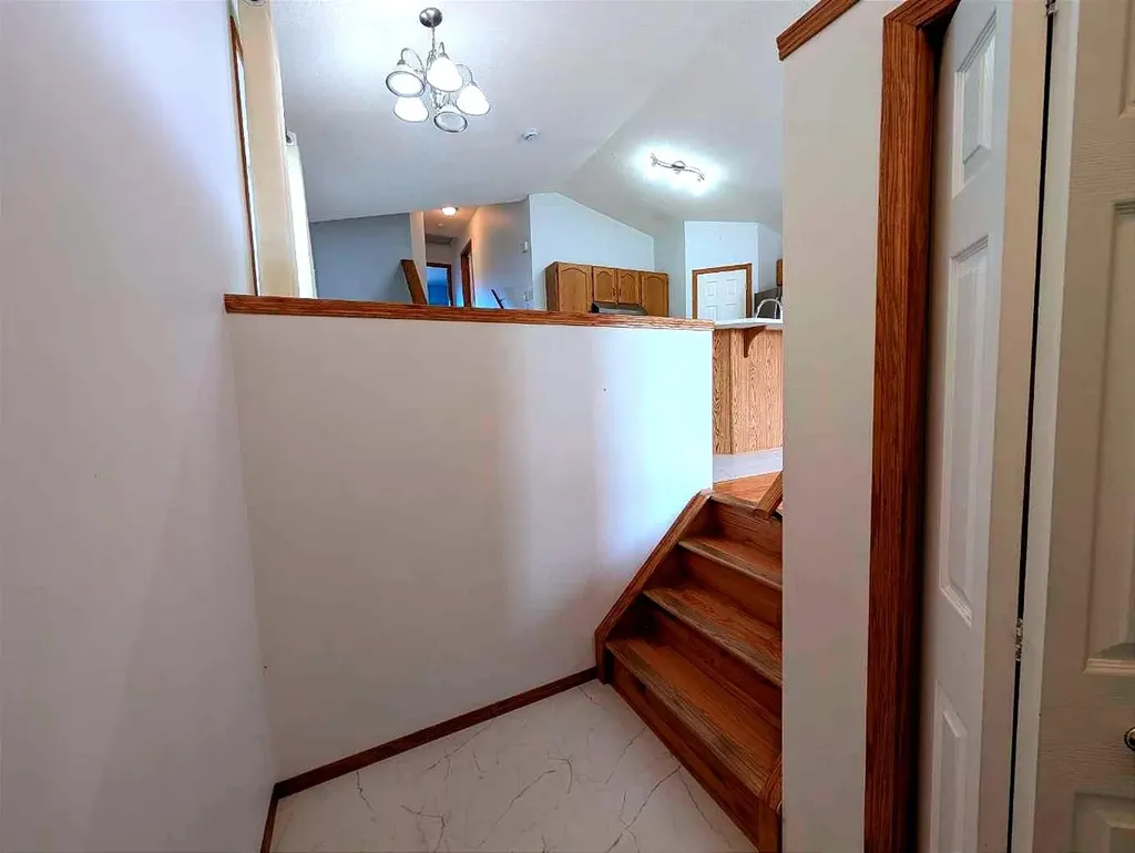 151 Taracove Estate Drive NE Calgary AB T3J 4R1
