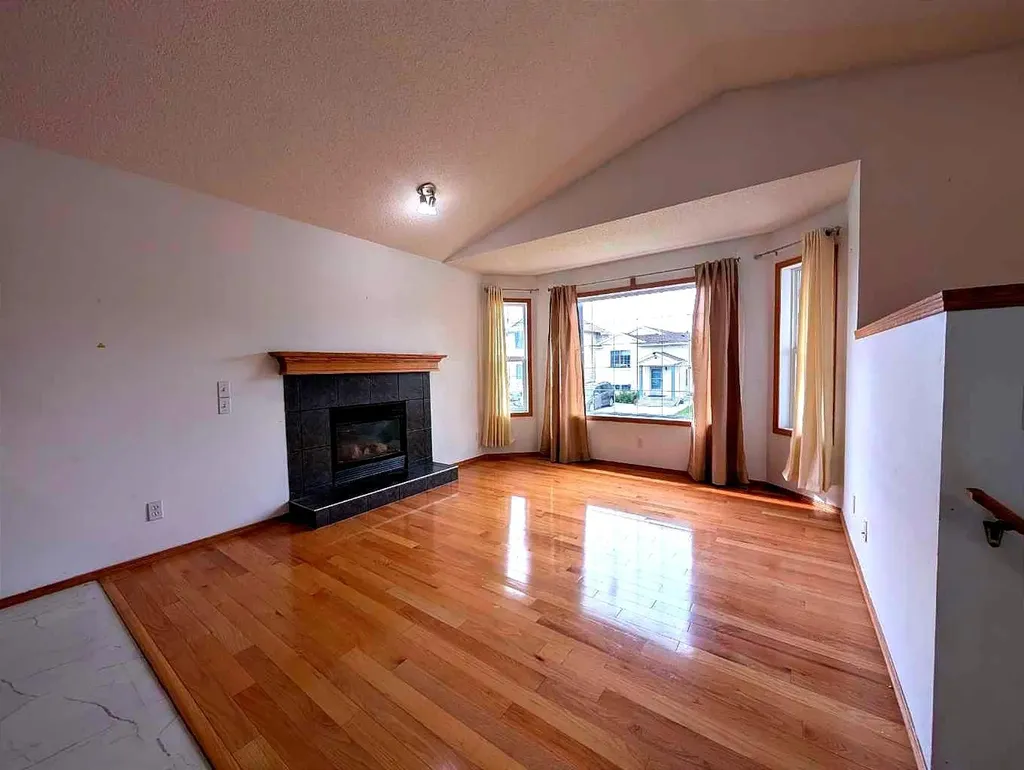 151 Taracove Estate Drive NE Calgary AB T3J 4R1