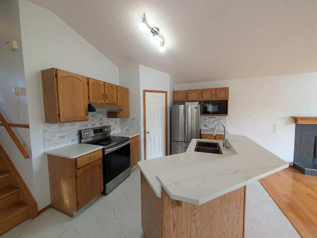 151 Taracove Estate Drive NE Calgary AB T3J 4R1