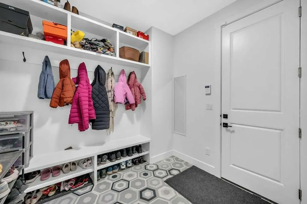95 Saddlepeace Way NE Calgary AB T3J2J5