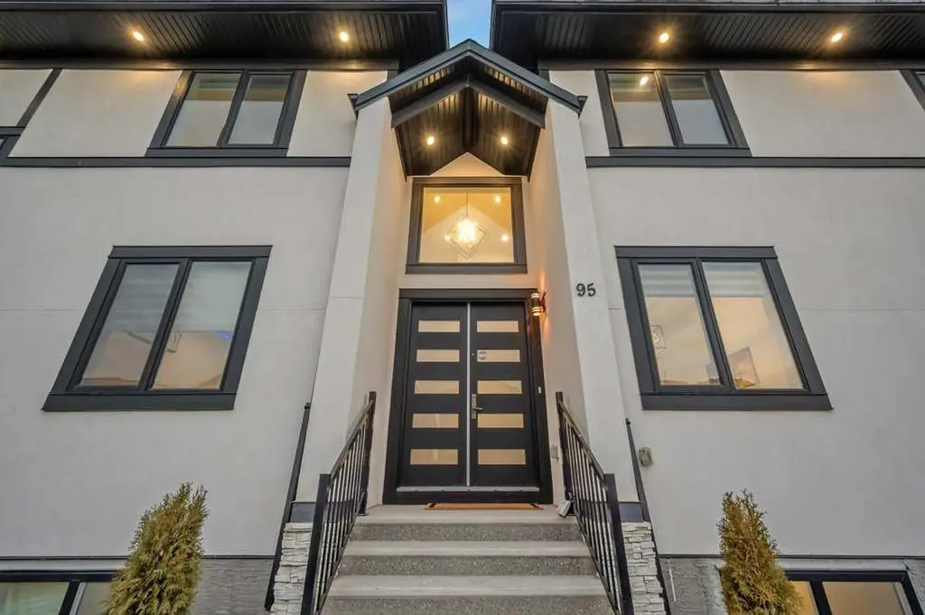 95 Saddlepeace Way NE Calgary AB T3J2J5