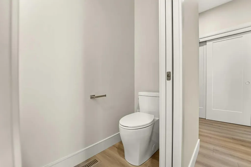 94 Miners Road W Lethbridge AB T1J 5W6