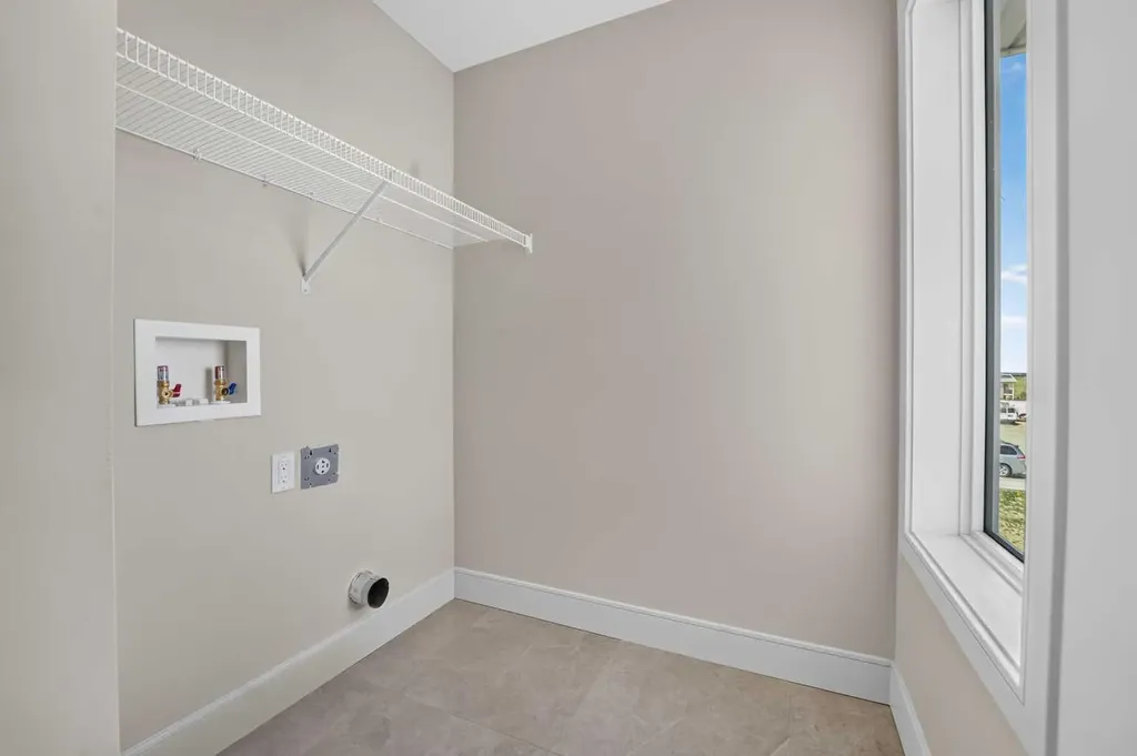 94 Miners Road W Lethbridge AB T1J 5W6