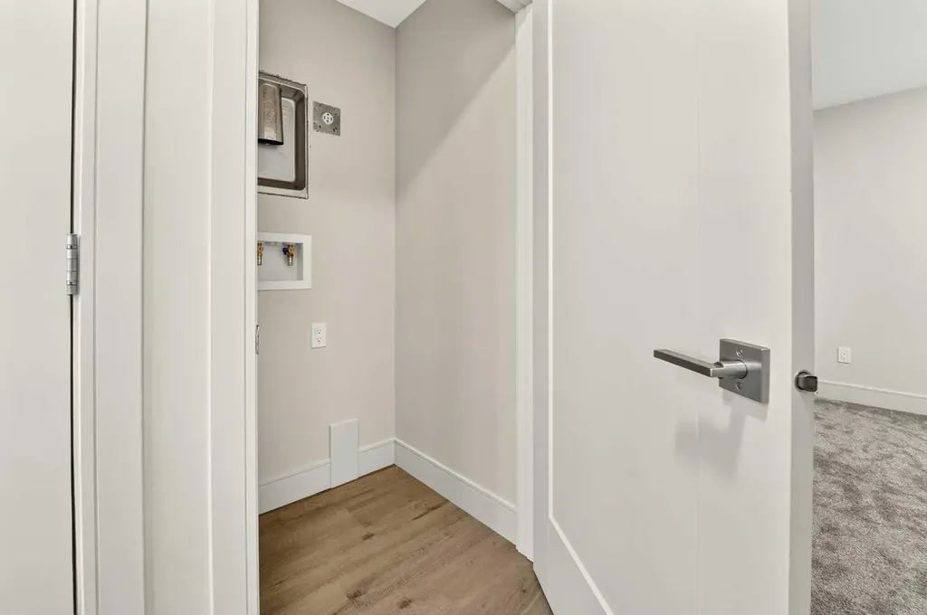 94 Miners Road W Lethbridge AB T1J 5W6