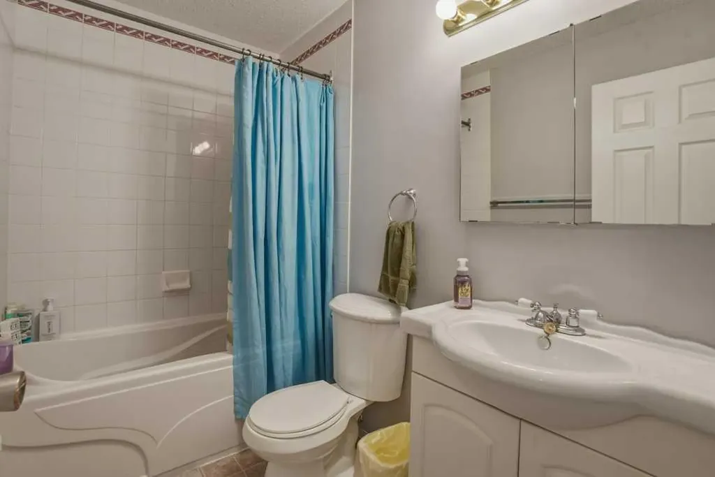 8901 94 Avenue Fort Saskatchewan AB T8L 1B3